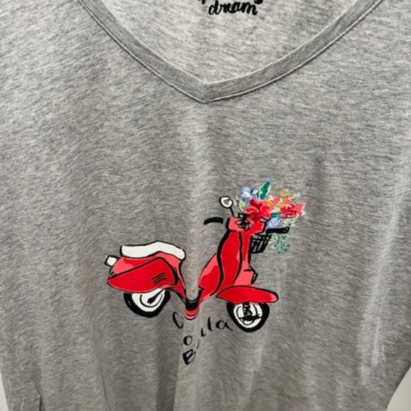 Gray Scooter Night Top - Picture 2 of 6